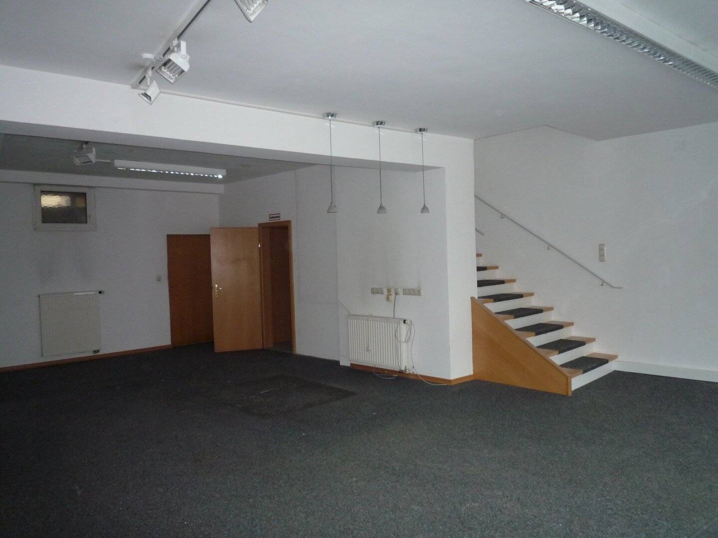 Zentrale Geschäftsfläche am Stadtplatz in Rohrbach-Berg
