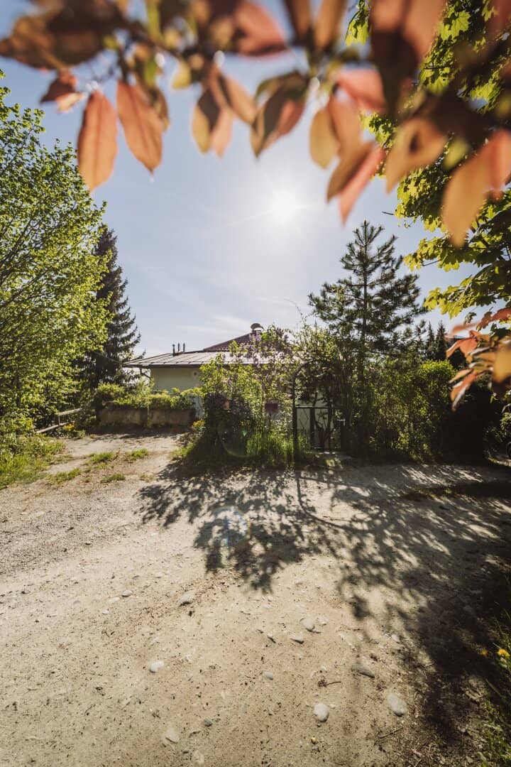 Innsbruck-Hötting, Traumgrundstück in Hanglage mit 360° Blick