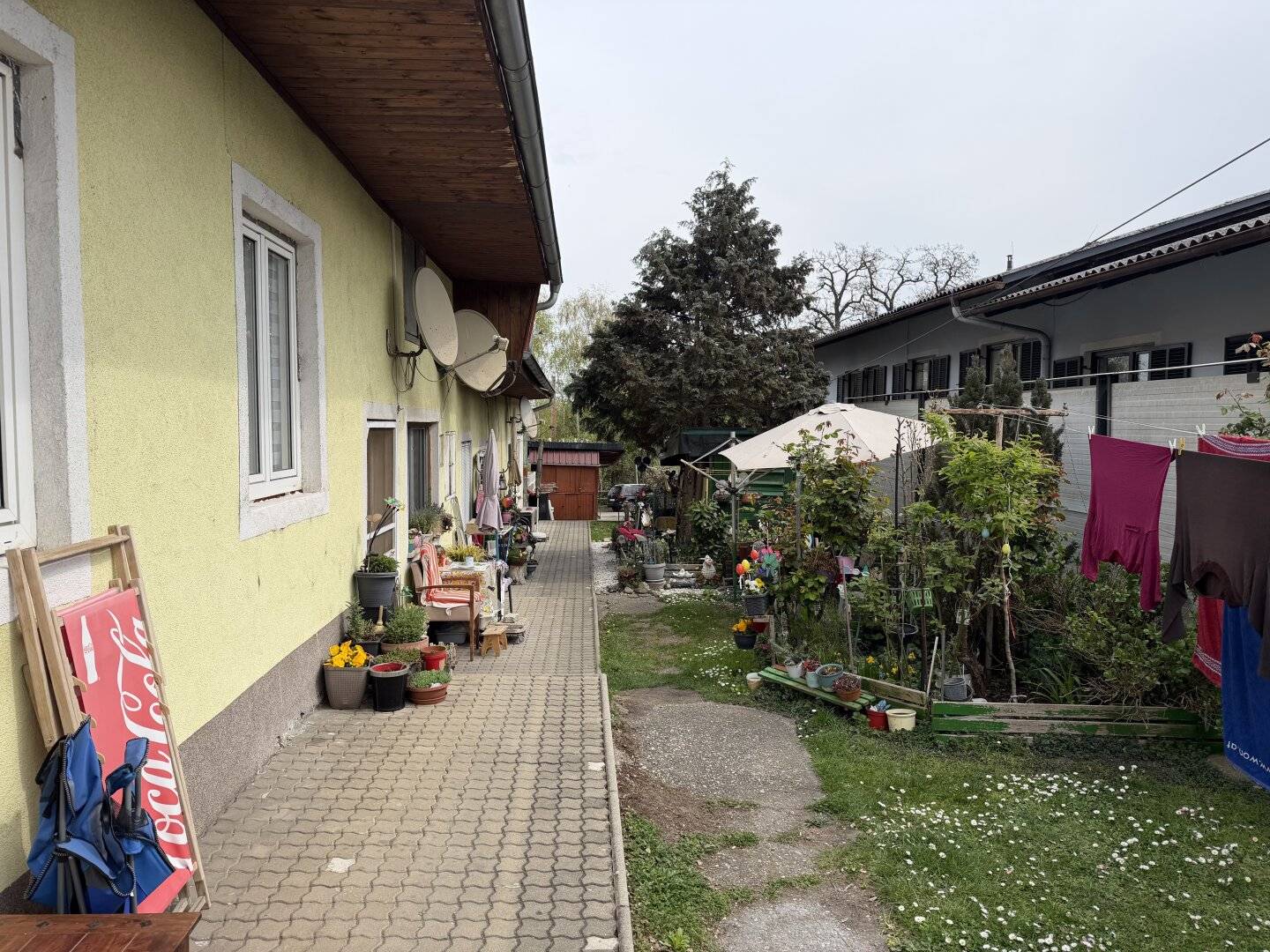 Gute Lage Triesterstraße! Zinshaus mit 10 Wohnungen + Lager | 549 m² vermietet | ca. € 3.300 Netto/Monat