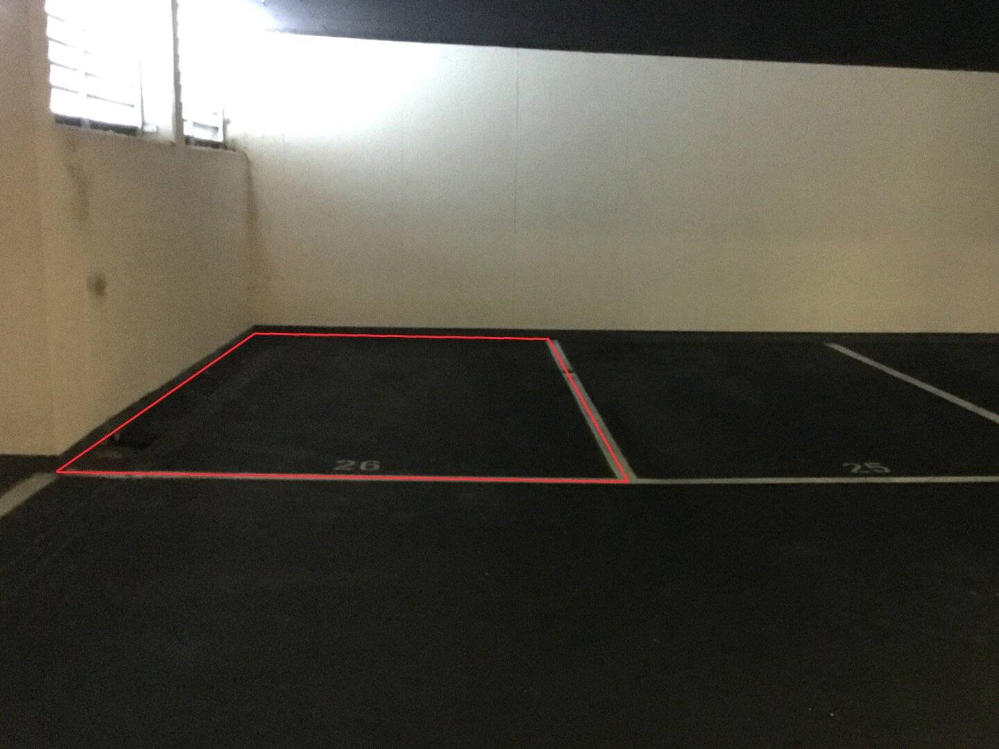 Premium-Parkplatz im Herzen von Seefeld - zum Verkauf!