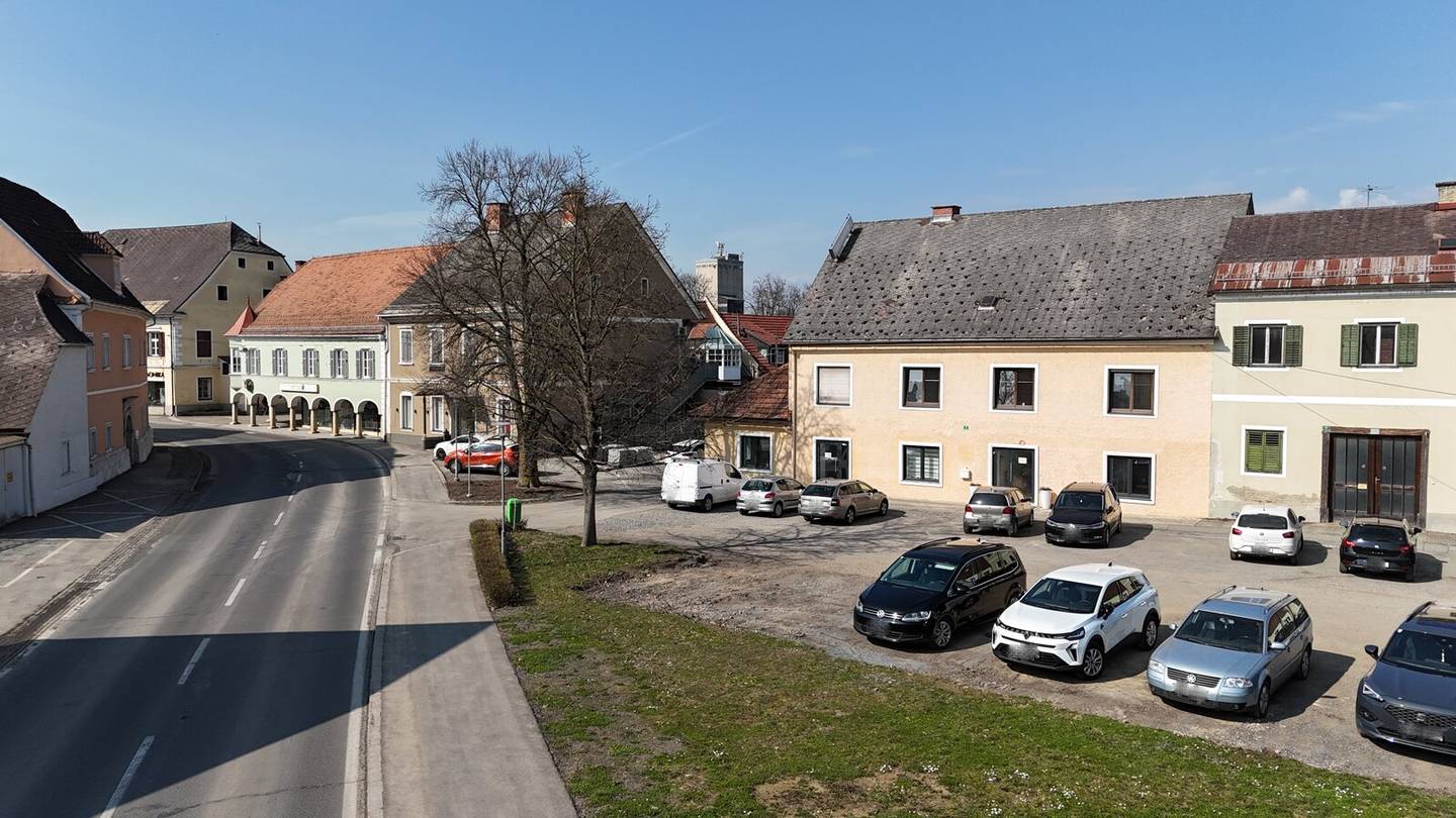 Attraktives Zinshaus in zentraler Lage mit 4 Einheiten, Dachausbaupotenzial und sofortiger Vermietbarkeit