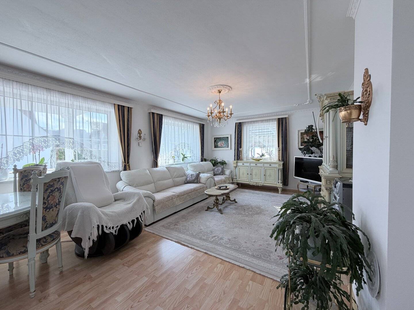 Tolles Einfamilienhaus mit Garten, Terrasse & zusätzlichem Raum über der Garage in ruhiger Lage in MURECK!