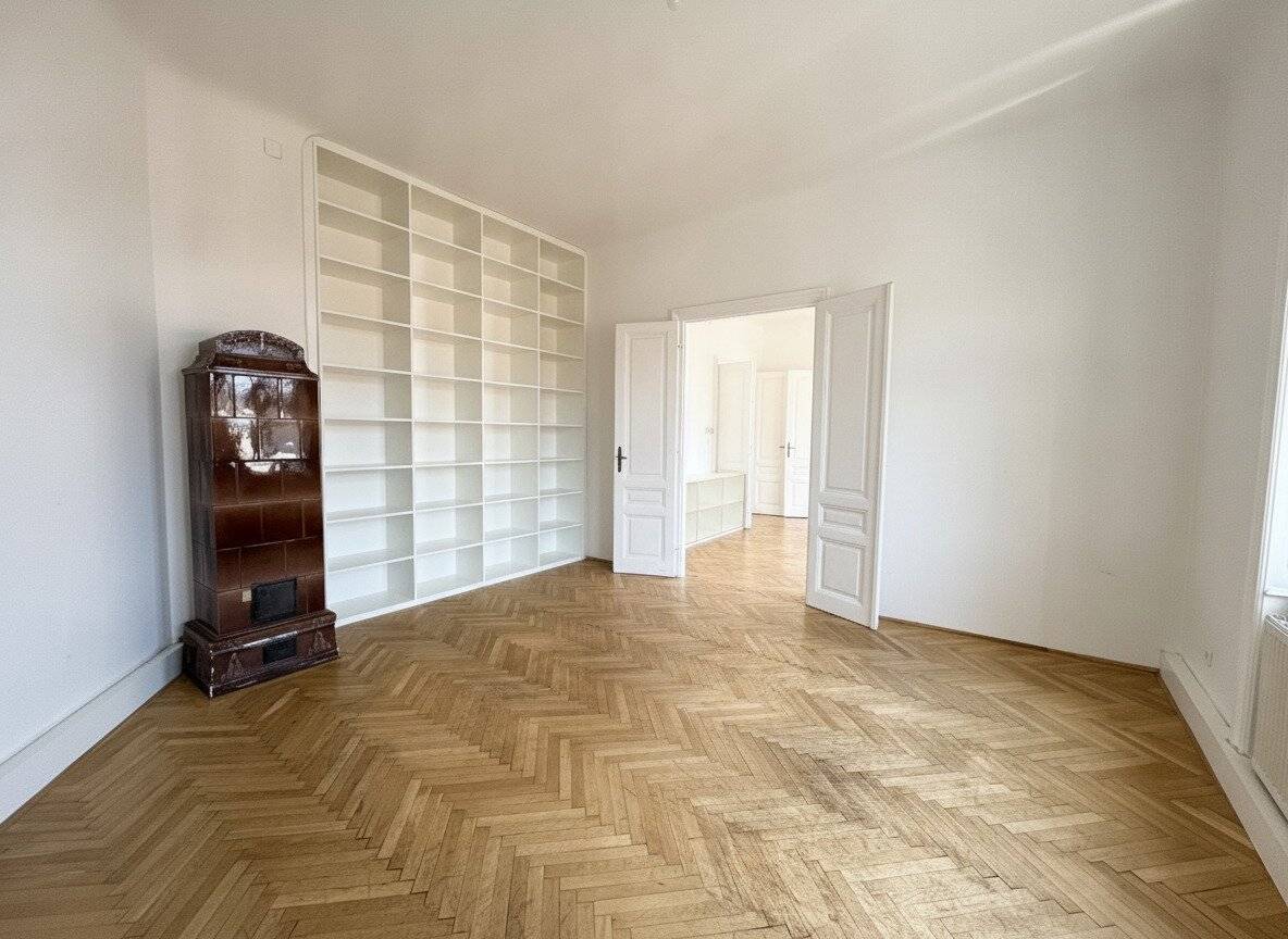 Stilvolles Altbaubüro im 6. Bezirk