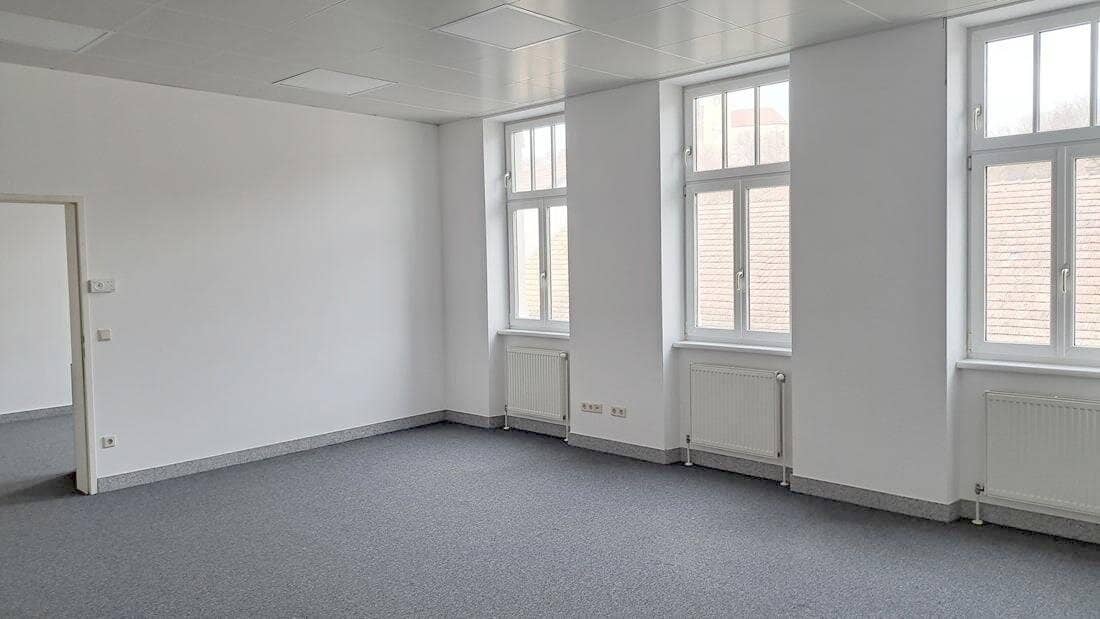 Gepflegtes Büro Nähe Spital