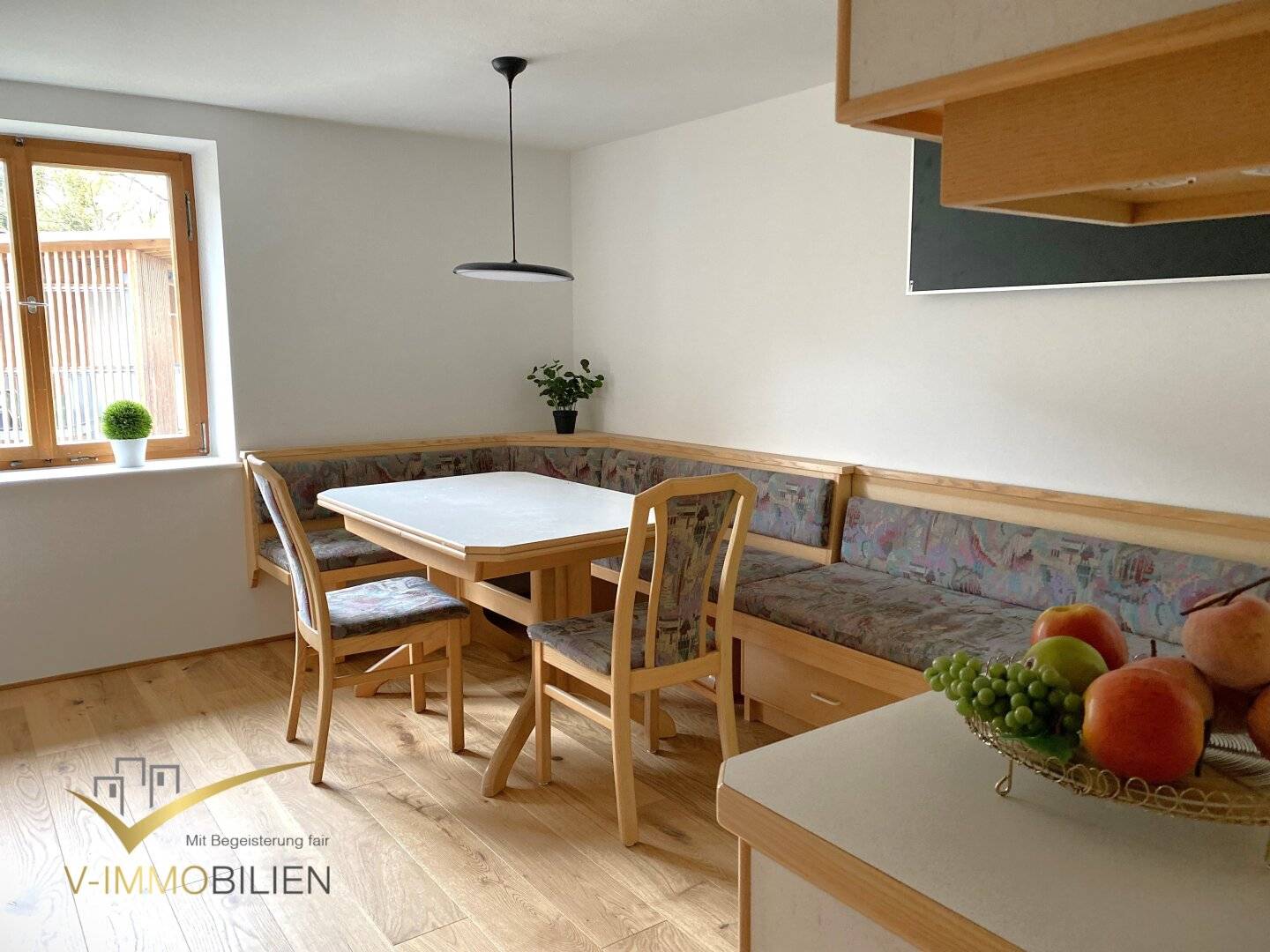 Charmante - großzügige 4,5 Zimmer Wohnung