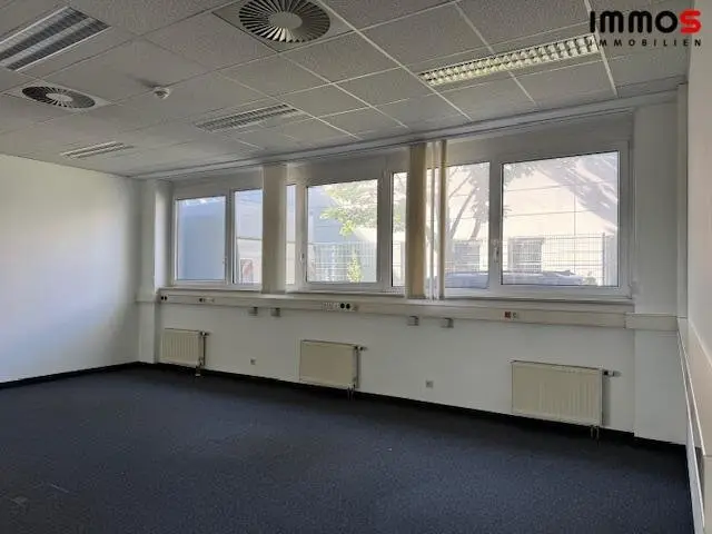 Modern affordable office spaces in Linz: 149.9 m², like new, top equipment