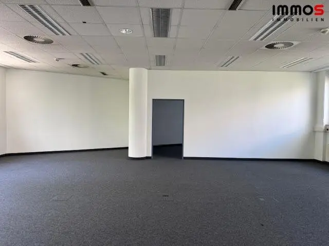 Modern affordable office spaces in Linz: 149.9 m², like new, top equipment