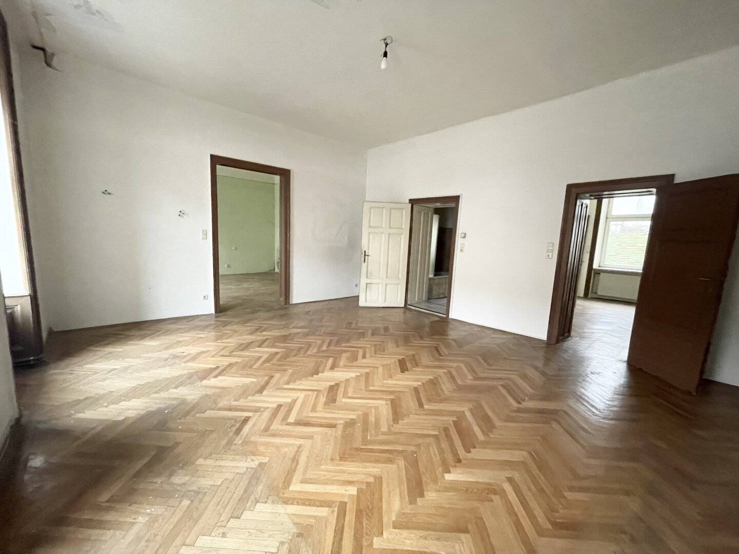 3-Zimmer-Wohnung in Favoriten mit enormen Entwicklungspotential