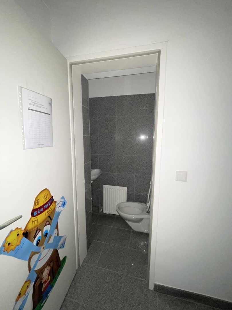 Helles Geschäftslokal oder Bürofläche in Toplage