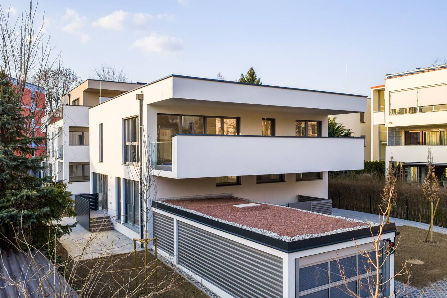 Hochwertige Erdgeschosswohnung mit Eigengarten – Provisionsfrei