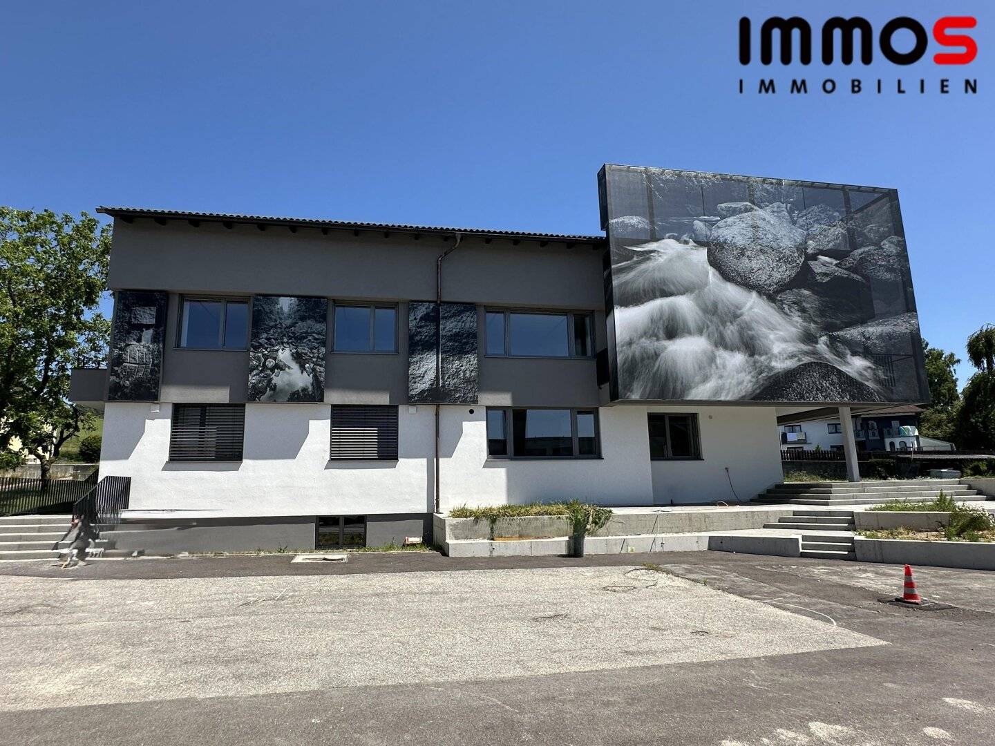 Like-new office building in Gallneukirchen – top equipment, ideal location