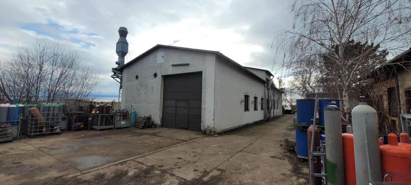 Gewerbegrundstück mit Betriebsgebäuden in Seyring – Nähe Wien