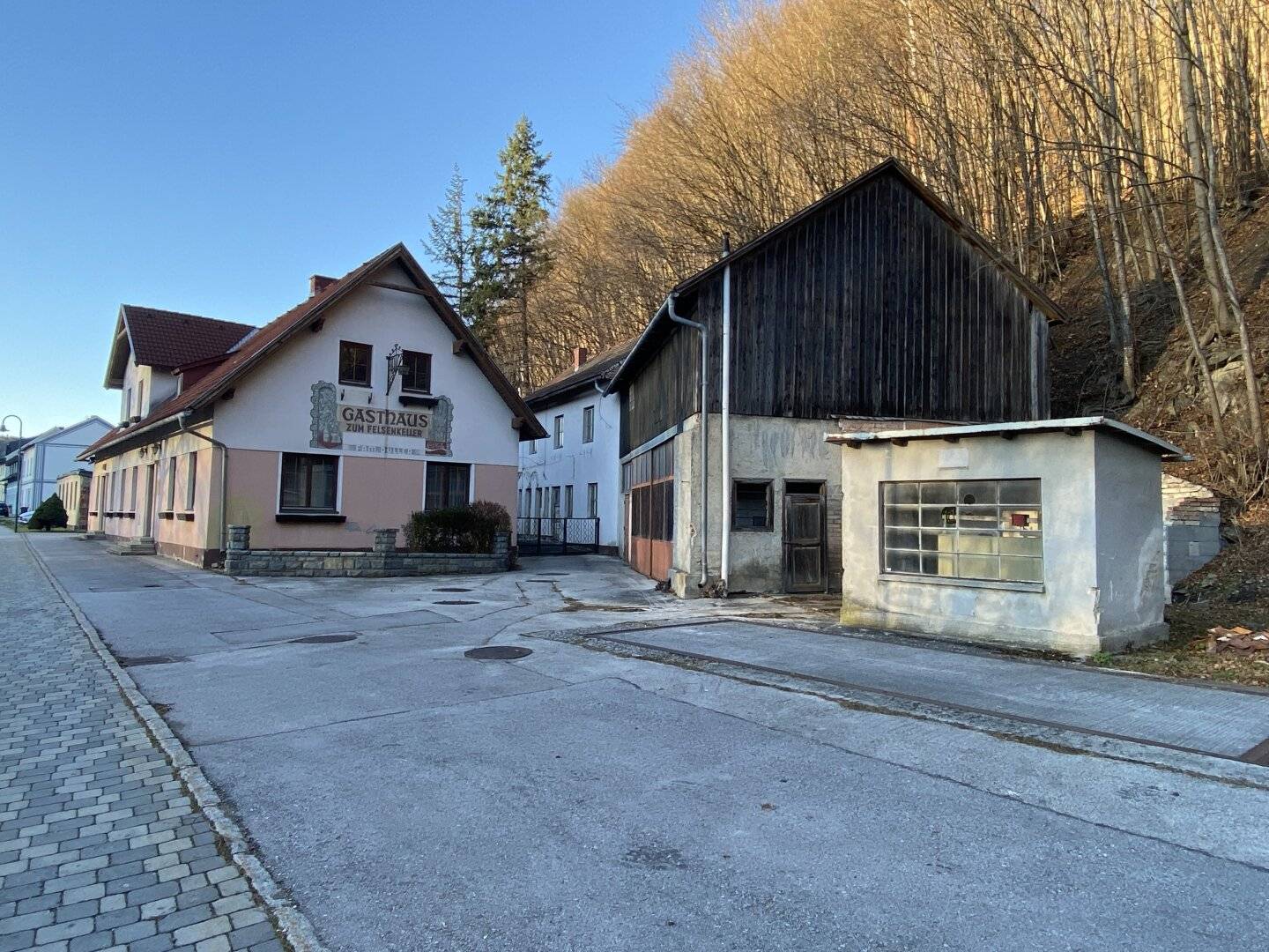 Ehemaliges Gasthaus  „Felsenkeller“  – vielseitiges Traditionsobjekt mit großem Potenzial