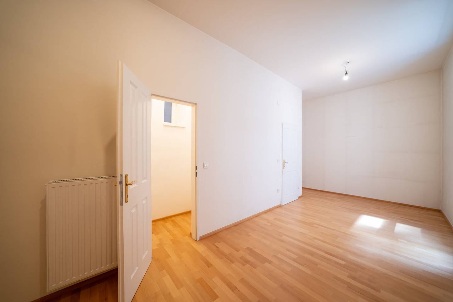 Freier Mietzins! große 2- Zimmer - Wohnung nahe Wien Mitte und Innenstadt