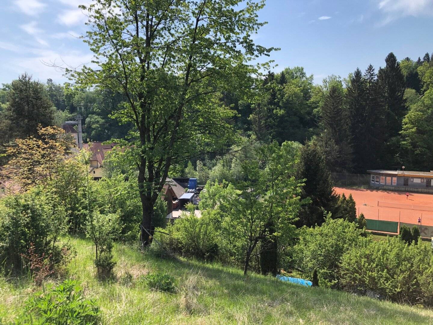 Velden Baugrundstück in sonniger Hanglage   Zentrums- und Wörthersee-Nähe