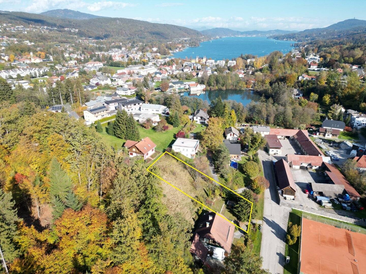 Velden Baugrundstück in sonniger Hanglage   Zentrums- und Wörthersee-Nähe