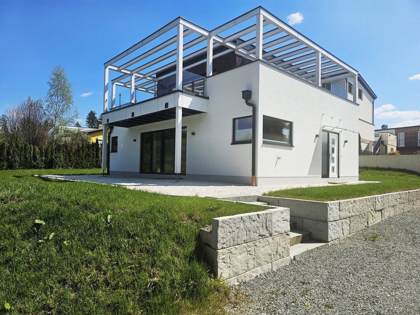 Velden Zentrums- und Wörthersee-Nähe   Einfamilienhaus mit Erstbezug