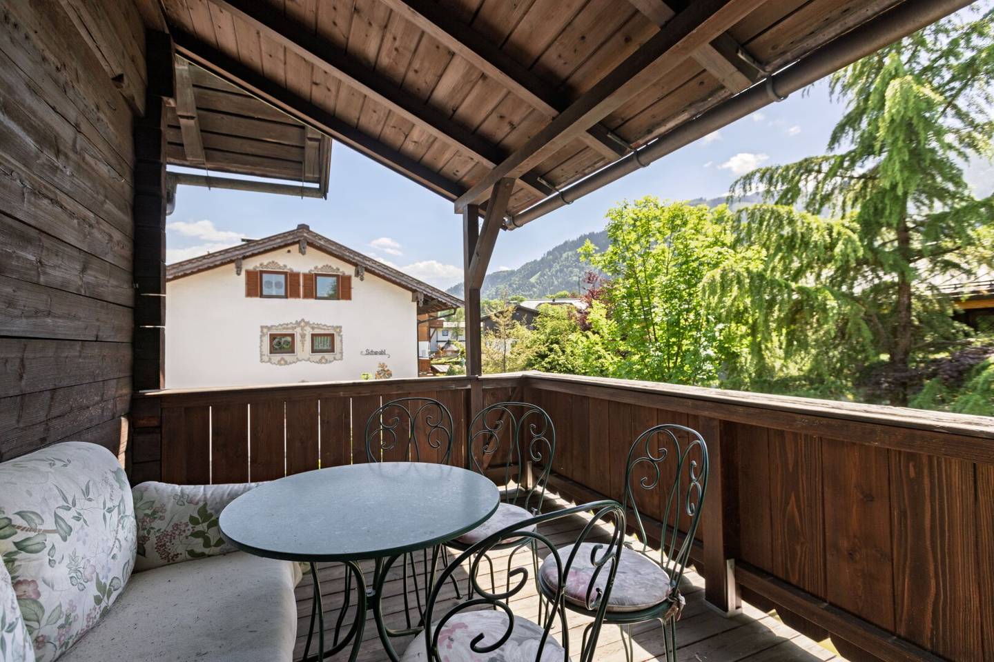 Charmantes Landhaus in erstklassiger Lage mit  Entwicklungspotenzial und einzigartigem Streif-Panorama - Touristisch vermietbar