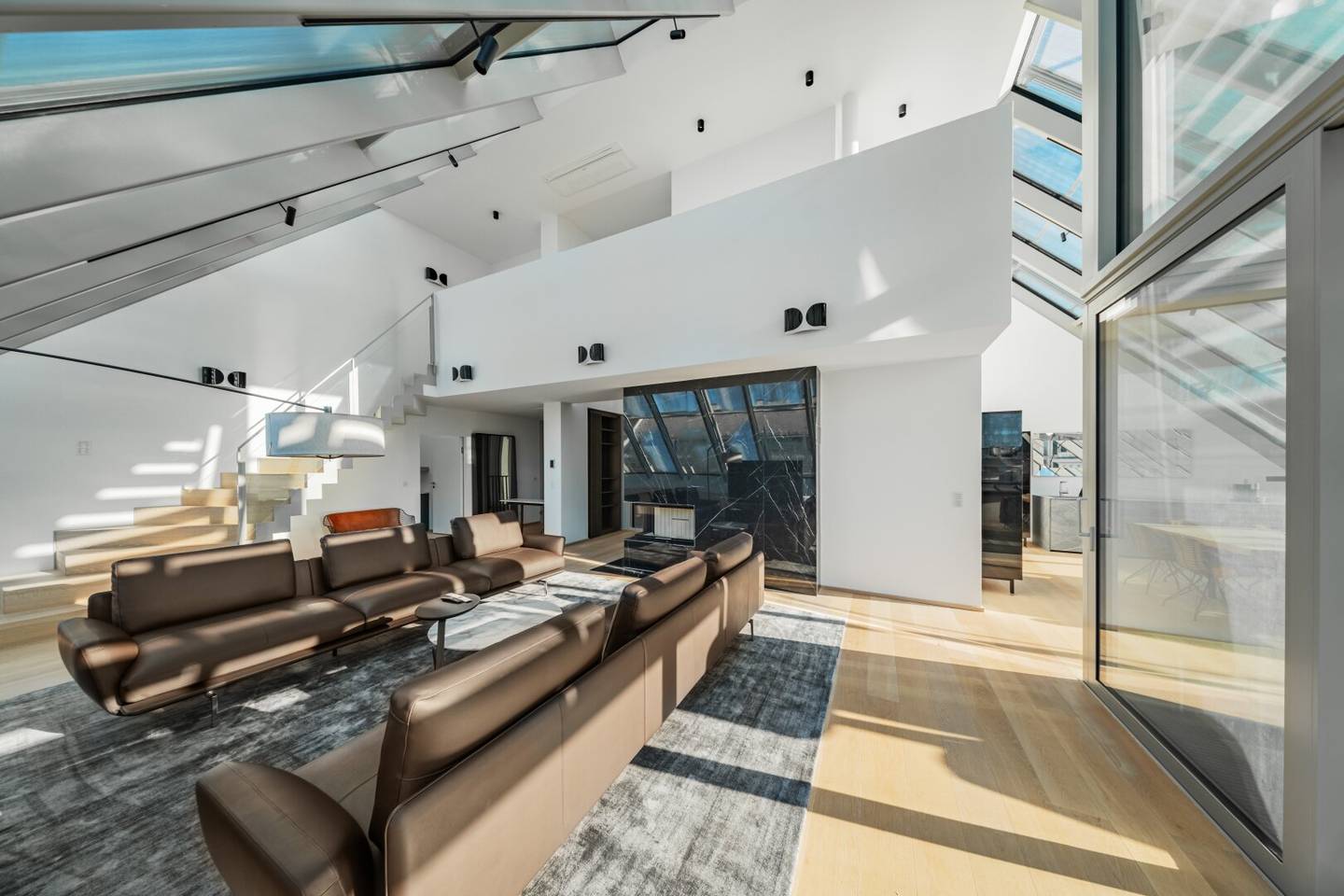 Penthouse zwischen Rathaus & Parlament