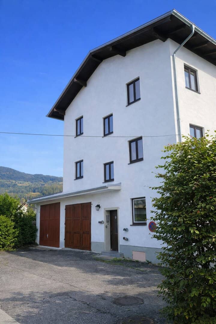 Einzigartiges Grundstück mit sanierungsbedürftiges Mehrfamilienhaus mit Entwicklungspotenzial in Salzburg- Aigen – direkt am Grünland mit bewilligtem Doppelhausprojekt
