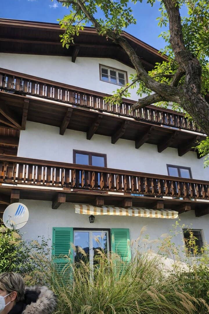 Einzigartiges Grundstück mit sanierungsbedürftiges Mehrfamilienhaus mit Entwicklungspotenzial in Salzburg- Aigen – direkt am Grünland mit bewilligtem Doppelhausprojekt