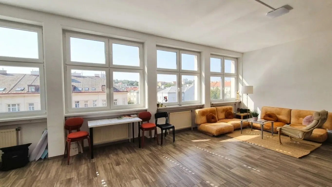 Helle Bürofläche | ca. 180 m² | Unbefristet