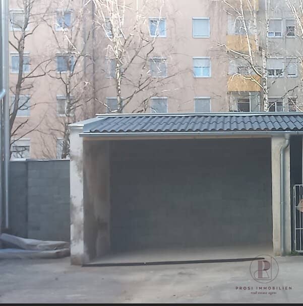 *Autoabstellplatz ca. 17m² in Graz - Austeingasse *
