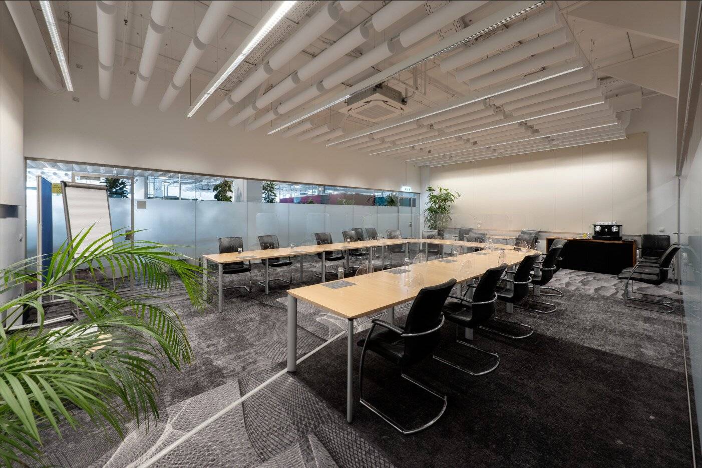 Büro und Seminarflächen 350 m² bis 2.800 m² zur Anmietung