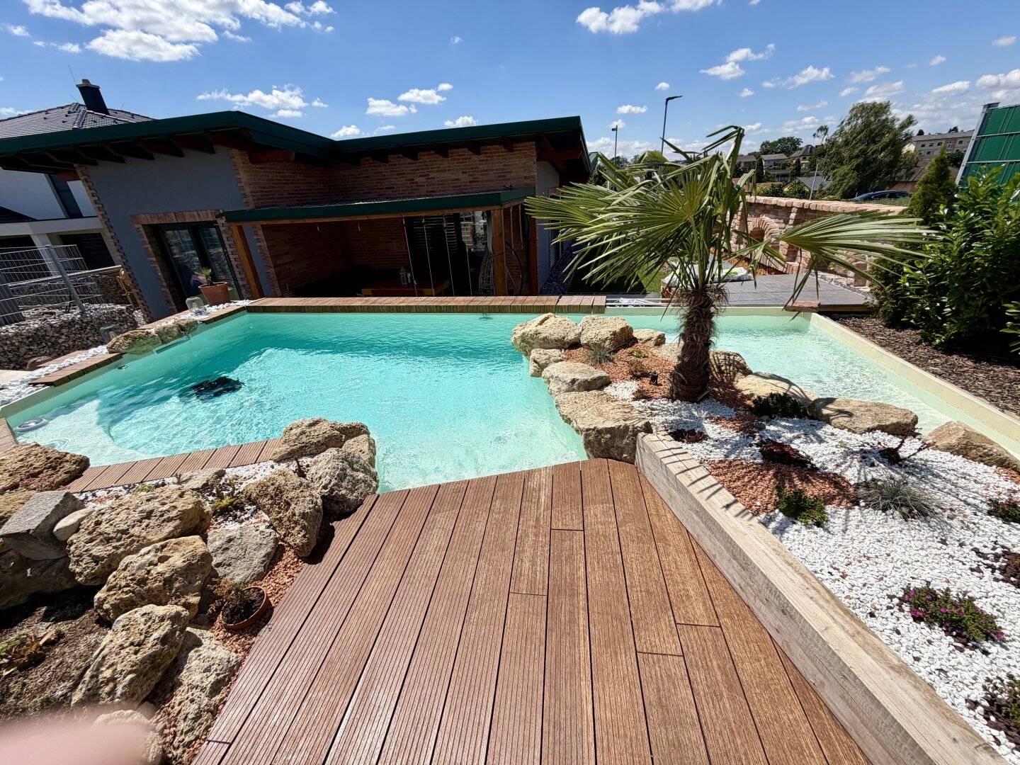 Neuwertiger Bungalow in Zistersdorf – Wohnen auf einer Ebene mit großem Garten & Pool