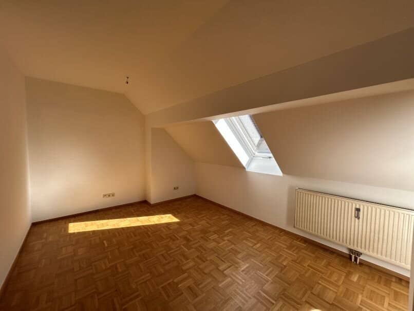 Moderne 2-Zi-Wohnung mit Südbalkon in Bruck an der Mur, 73m², Miete 698,50 €