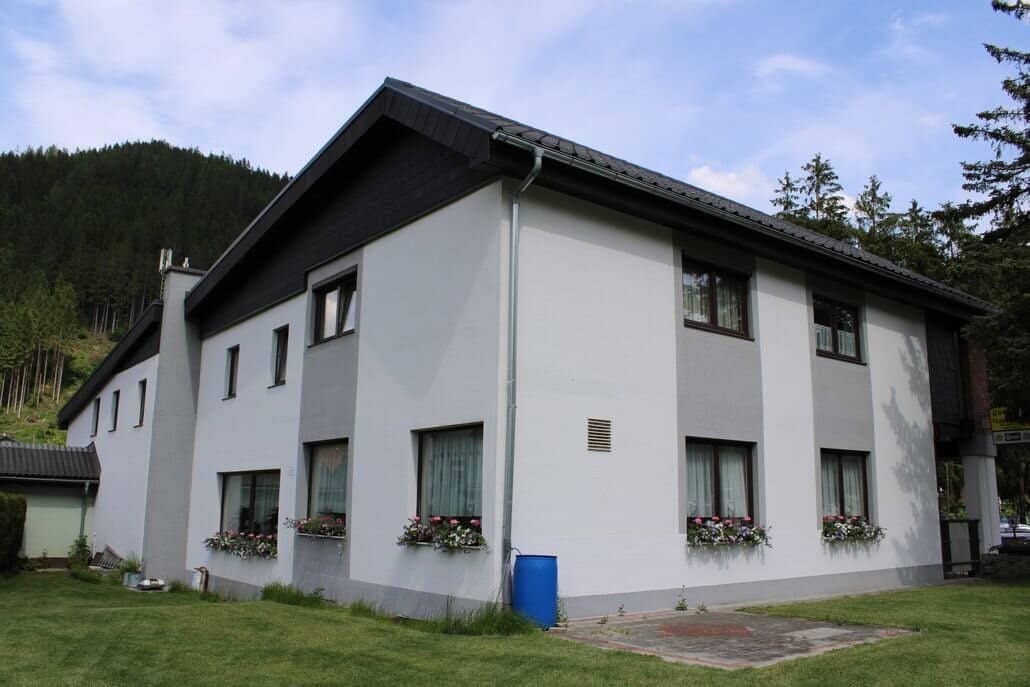 Mehrfamilienhaus im Wohnungseigentum mit 5 Wohneinheiten und Gaststätte - 8663 Veitsch