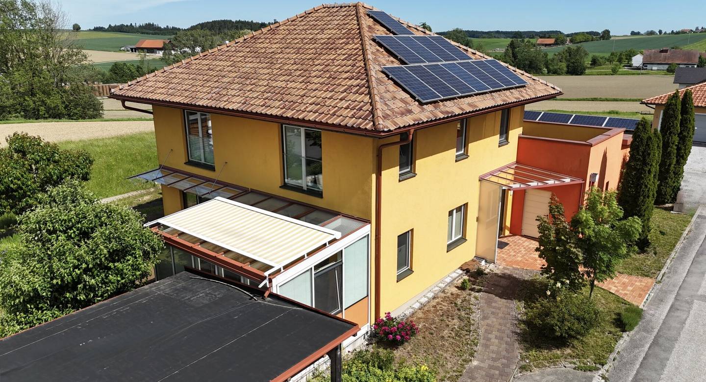 Traumhaus in Weilbach: 8 Zimmer, 160 m² - Behindertengerecht mit Bad, Lift und Personenhebekran ausgestattet
