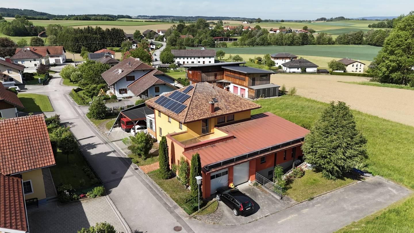 Traumhaus in Weilbach: 8 Zimmer, 160 m² - Behindertengerecht mit Bad, Lift und Personenhebekran ausgestattet