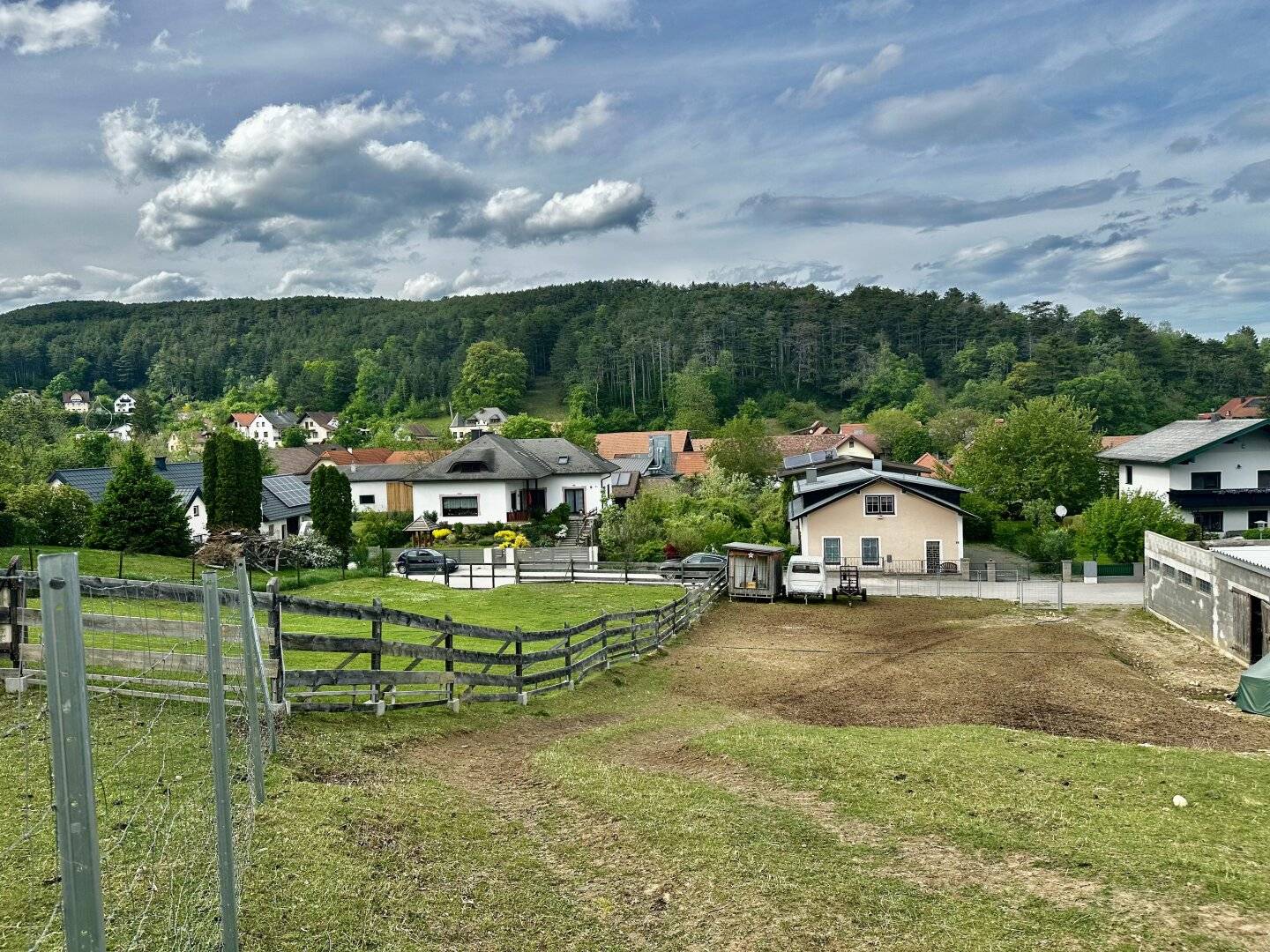 Ruhe, Natur & Weitblick – Exklusives Grundstück in begehrter Wohnlage