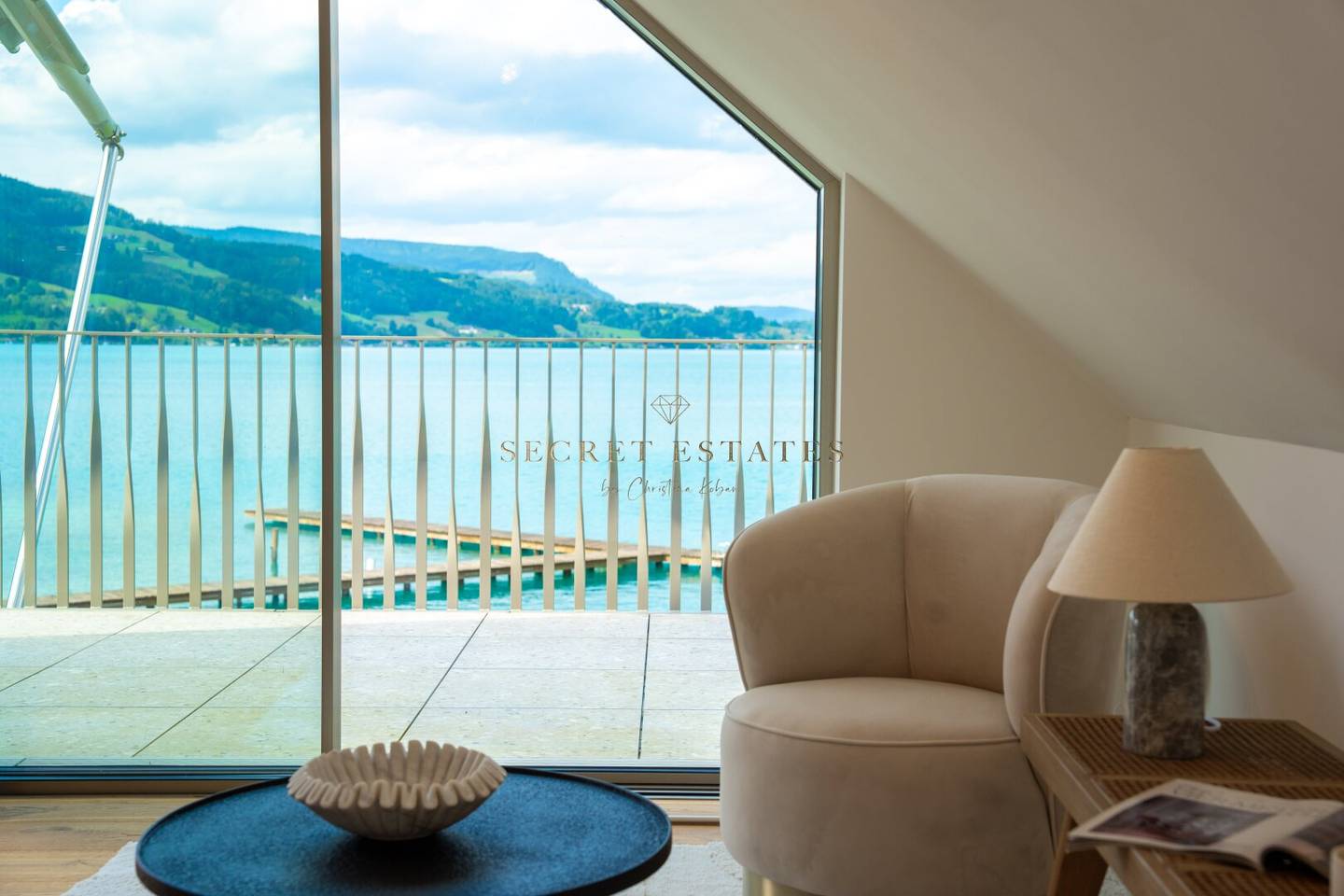 ATTERSEE PENTHOUSE in 1. Reihe
