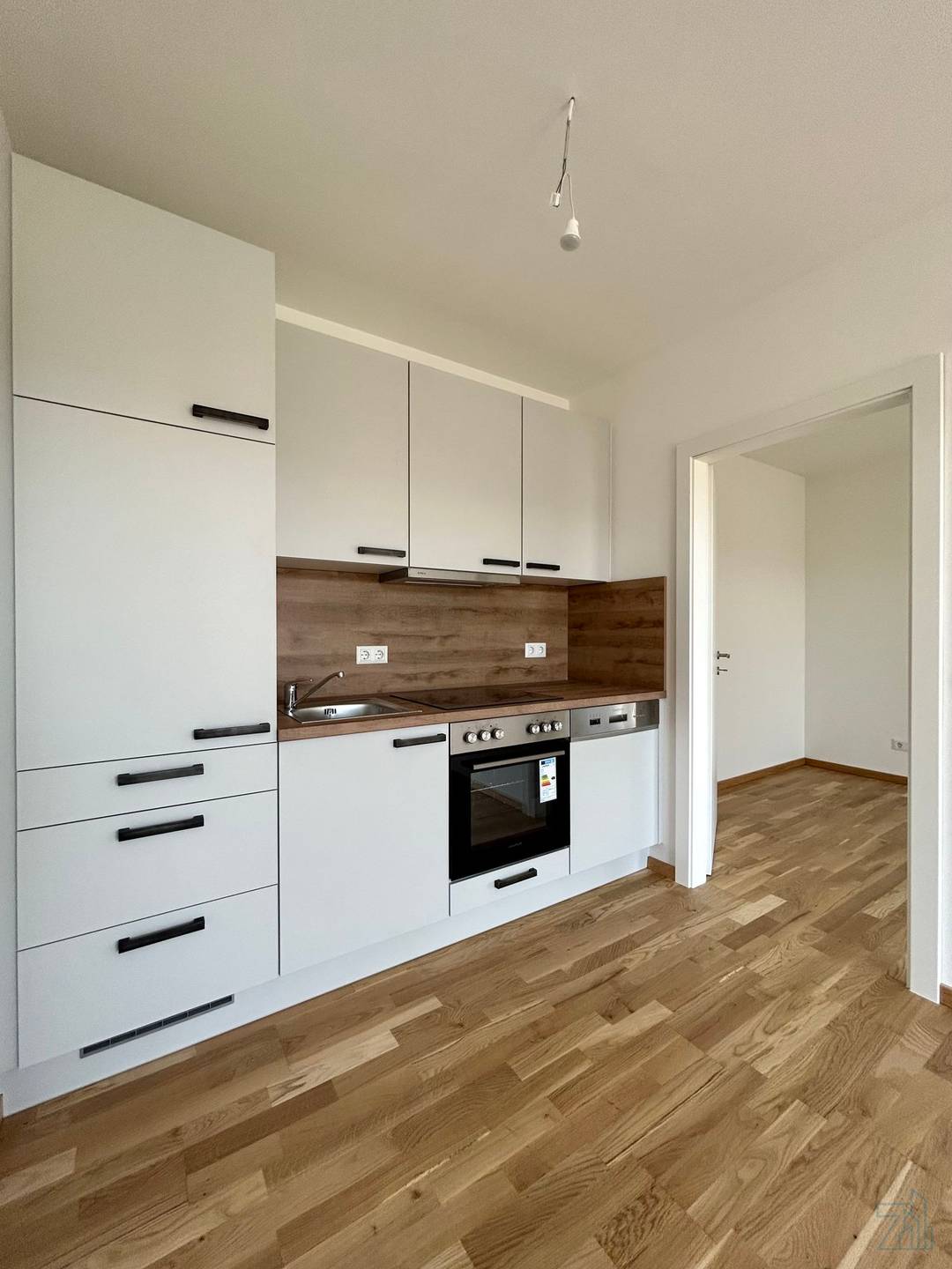 Wohnung Erstbezug mit Balkon und moderner Küche
