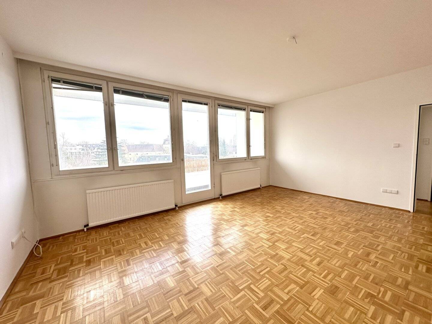 Modernes Wohnen in zentraler Lage - 64 m² Wohnung Nähe Strandbad, Fernblick