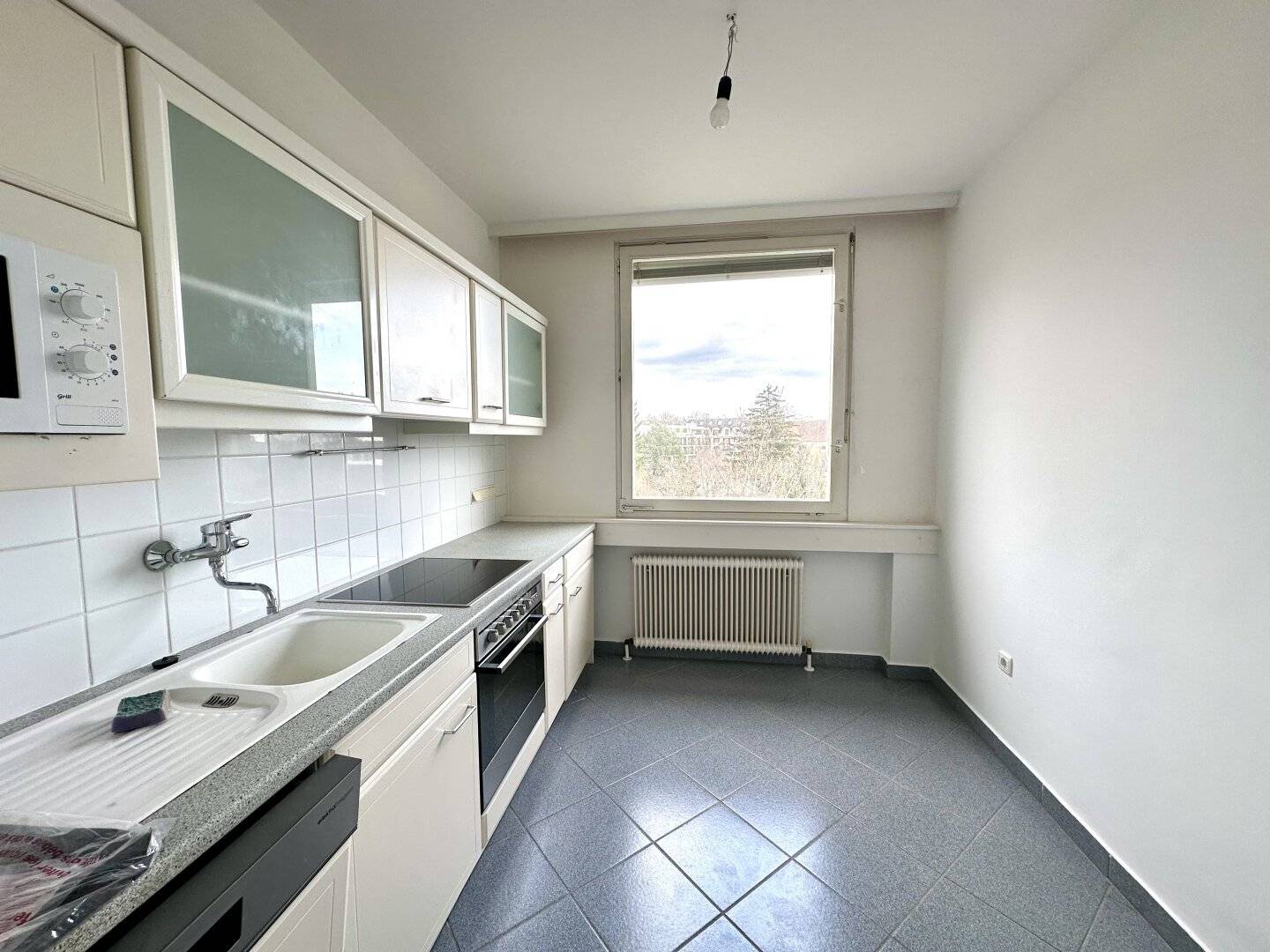 Modernes Wohnen in zentraler Lage - 64 m² Wohnung Nähe Strandbad, Fernblick