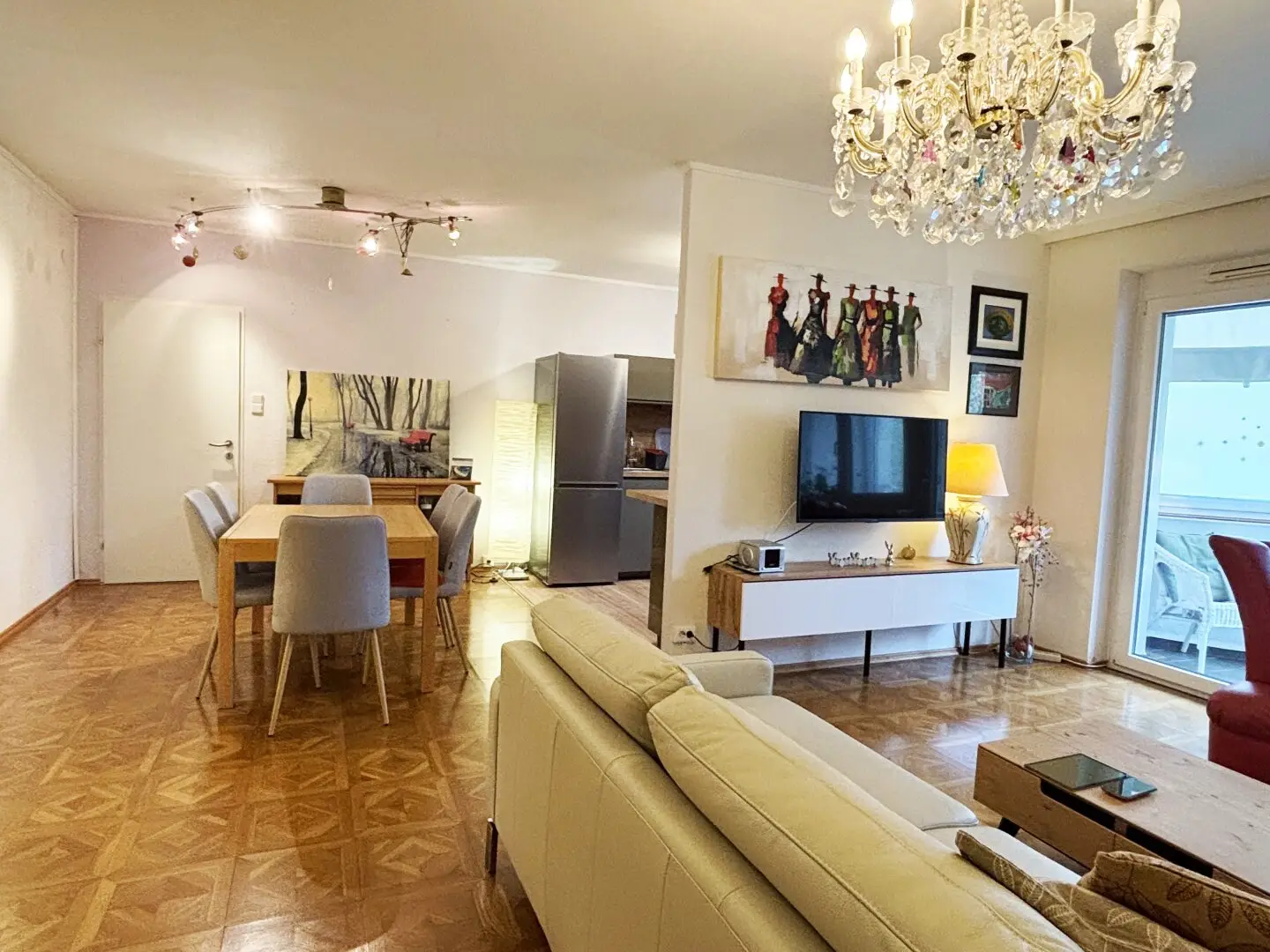 Niedrigenergiehaus: geräumige 4 Zimmer mit Loggia. Jetzt Möbelbonus im Wert von € 1.000,-- sichern!