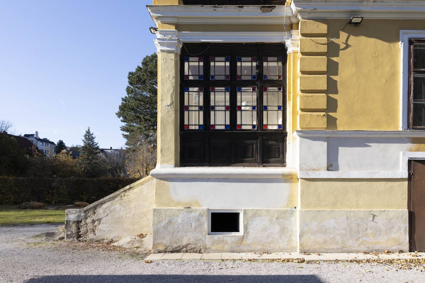 Historische Villa auf großzügigem Parkgrundstück mit Ausbau- und Erweiterungspotenzial in Bestlage der Hinterbrühl