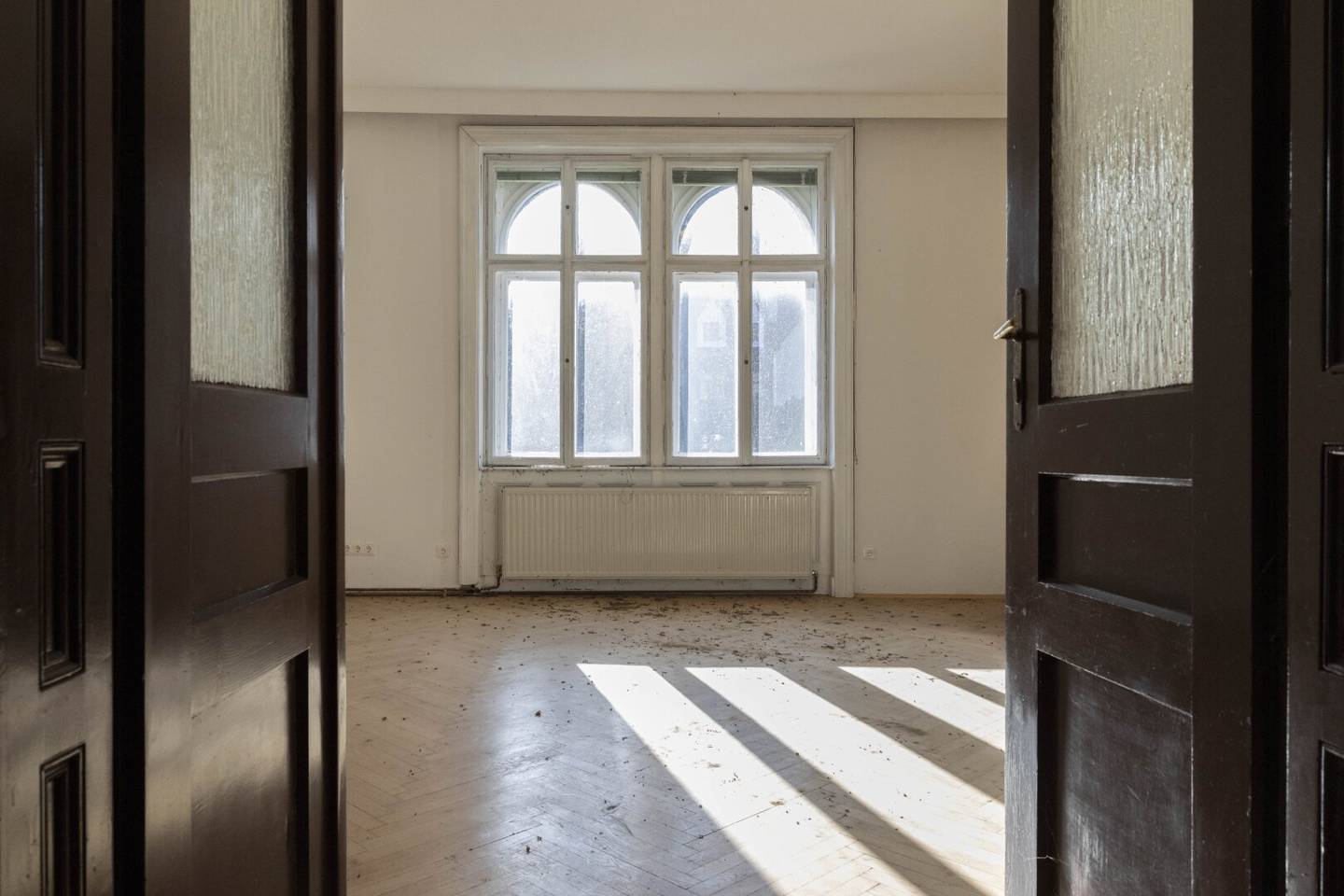 Historische Villa auf großzügigem Parkgrundstück mit Ausbau- und Erweiterungspotenzial in Bestlage der Hinterbrühl