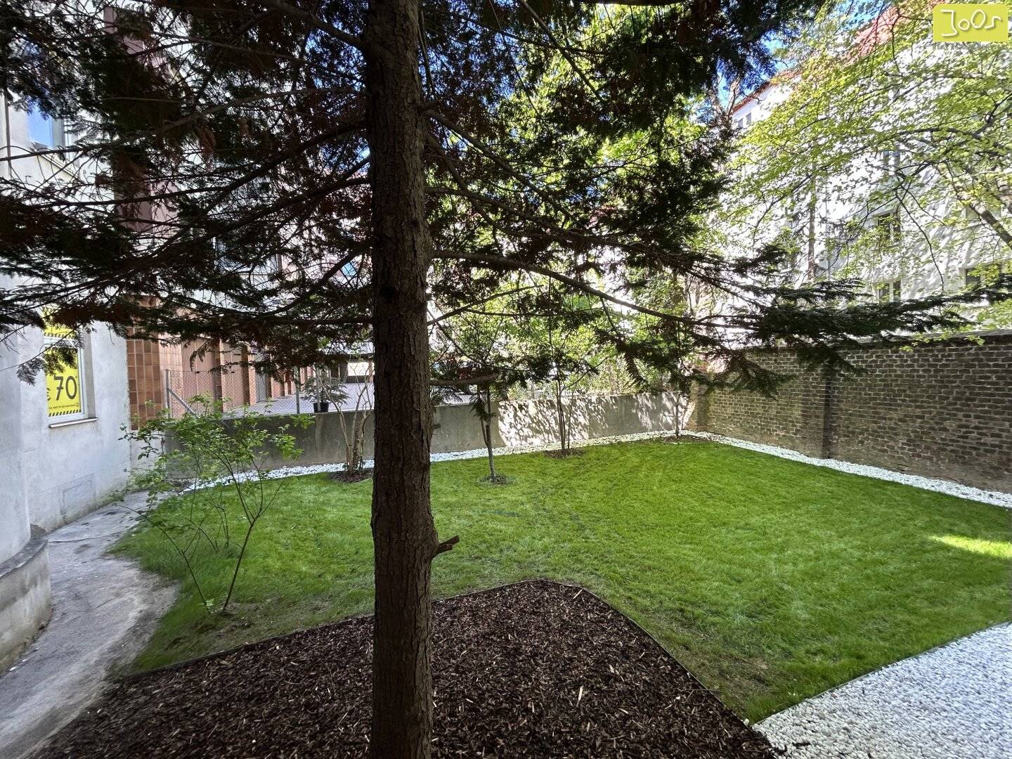 Erstbezug - Gartenwohnung mit Altbauflair – Ihr grünes Paradies
