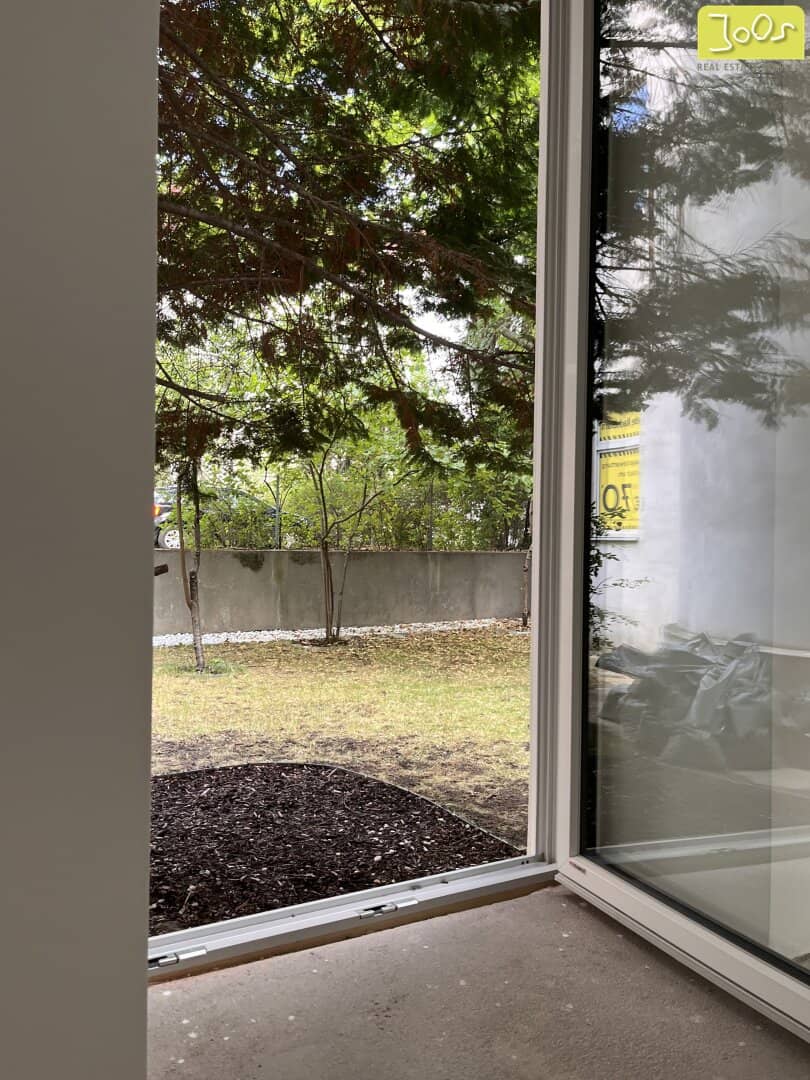 Erstbezug - Gartenwohnung mit Altbauflair – Ihr grünes Paradies