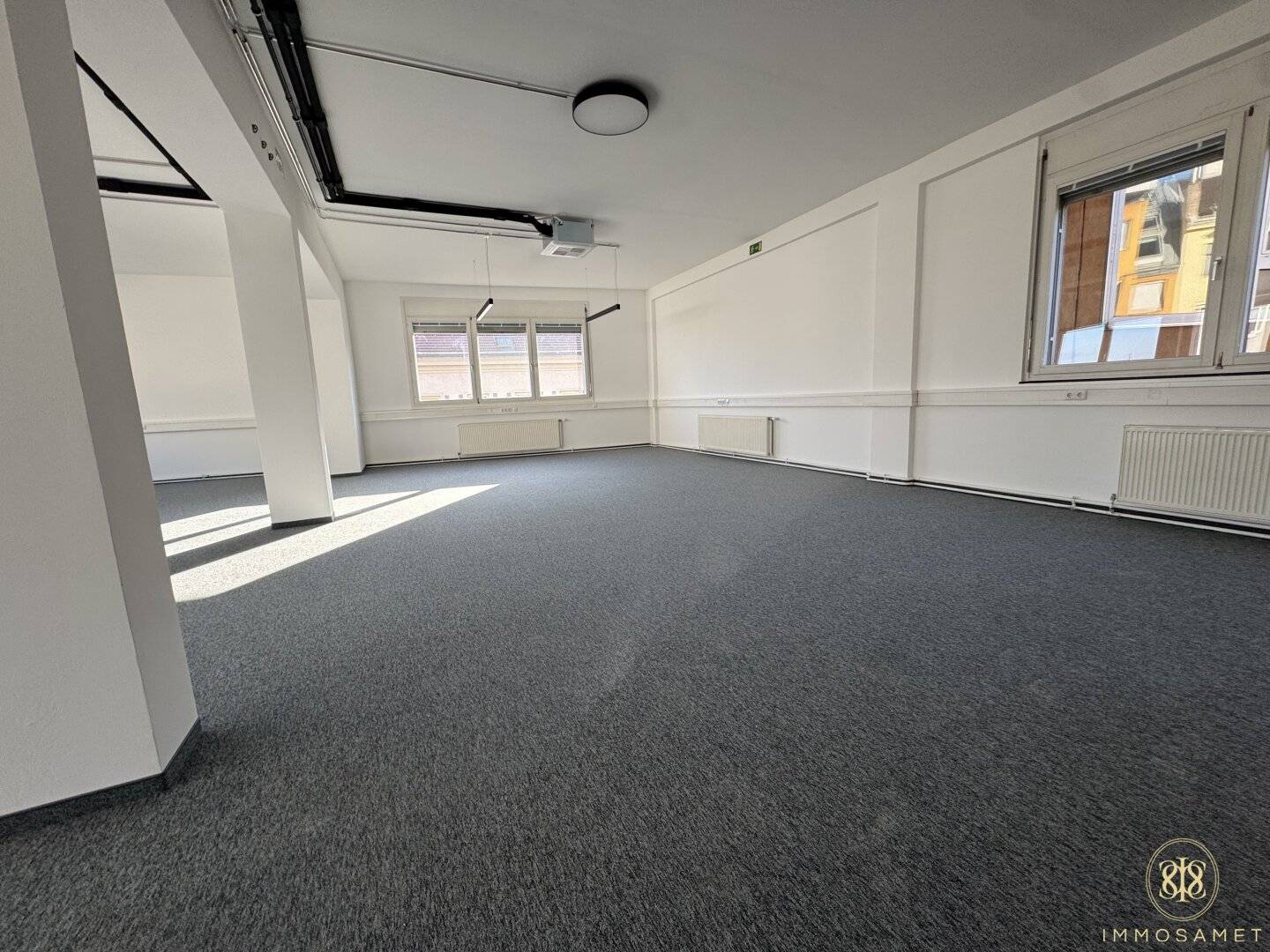 Erstbezug nach Renovierung | Großzügig angenehmes Büro im 3. OG