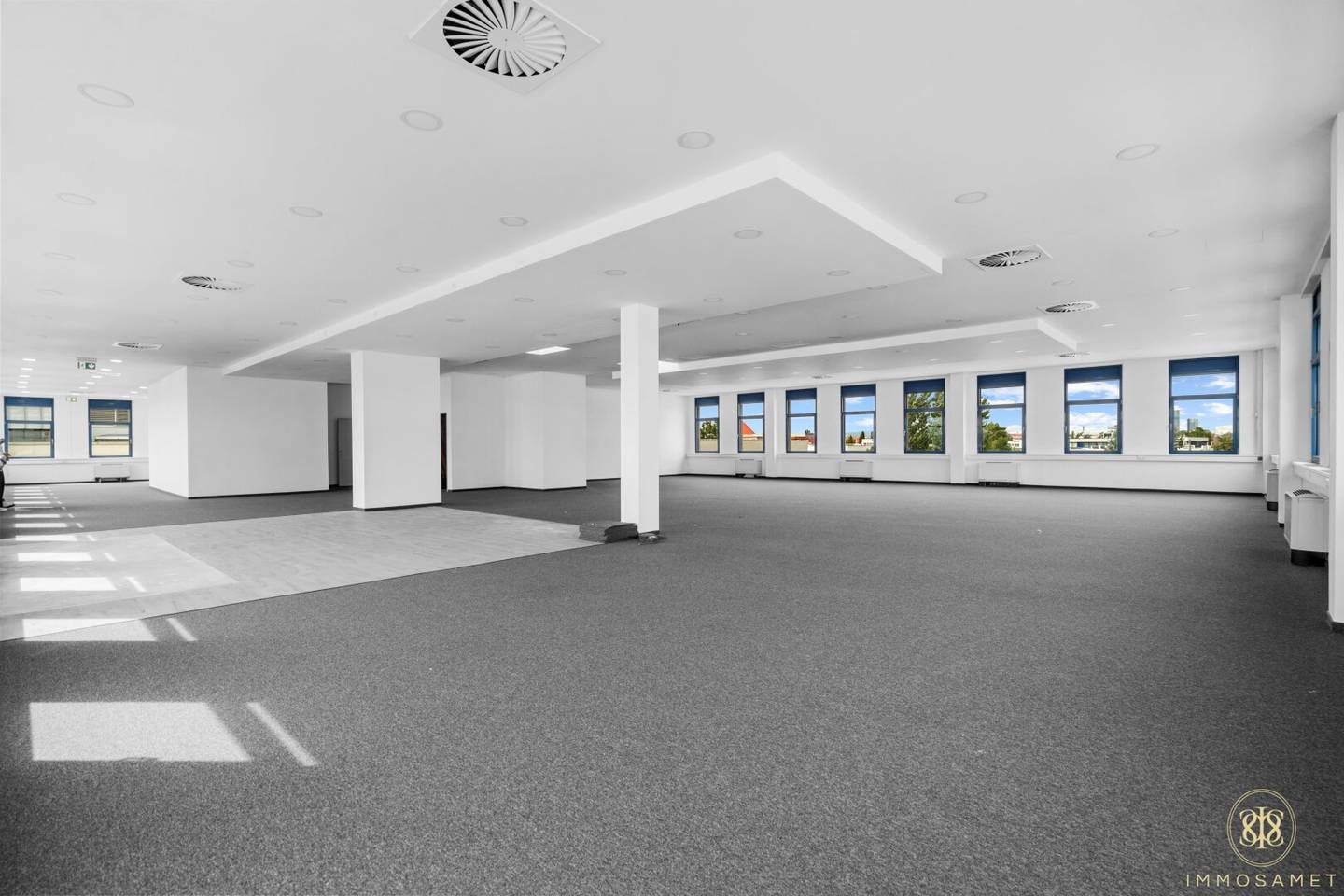 Hochzeitssal/ Fitnessstudio/ Akademie/ Vereinsheim/ Veranstaltungssaal - Gewerbeobjekt mit allen Möglichkeiten