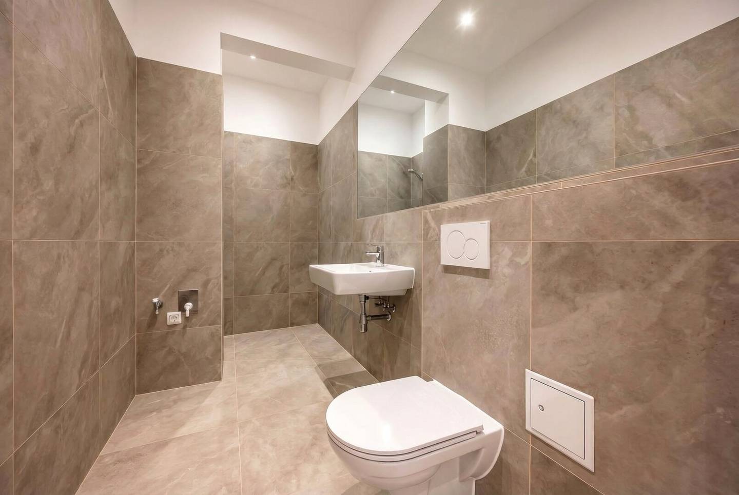 ++NEU++ Grünblick! Hochwertig kernsanierter ERSTBEZUG in toller Lage mit optimalen Grundriss!