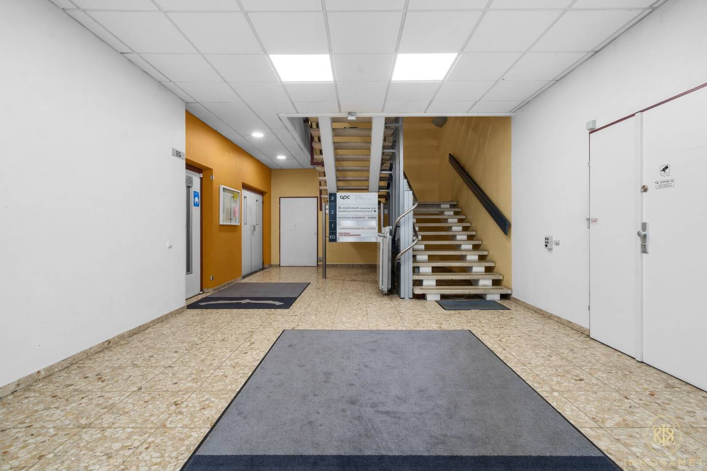 Besondere Gewerbeimmobilie zur Miete - direkt an der U4 Station Ober St. Veit
