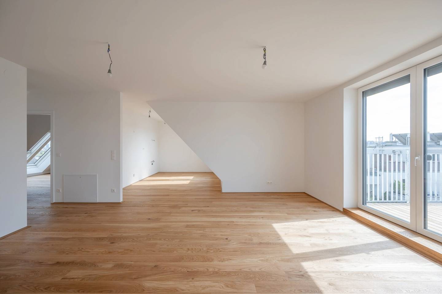++NEU++ Sensationeller 5-Zimmer DG-Penthouse auf zwei Ebenen mit Terrasse!
