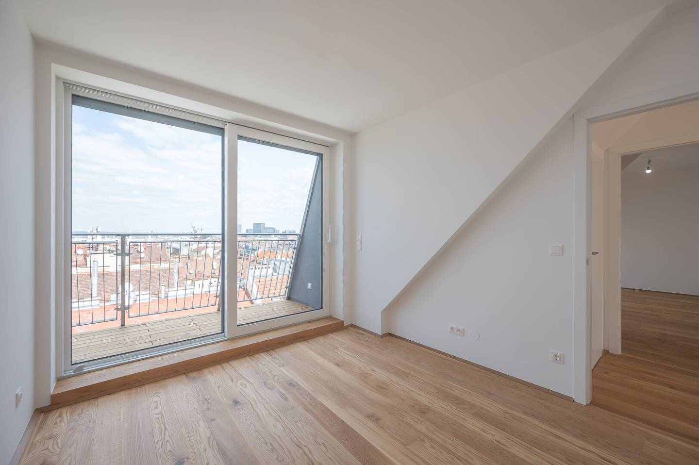 ++NEU++ Sensationeller 5-Zimmer DG-Penthouse auf zwei Ebenen mit Terrasse!