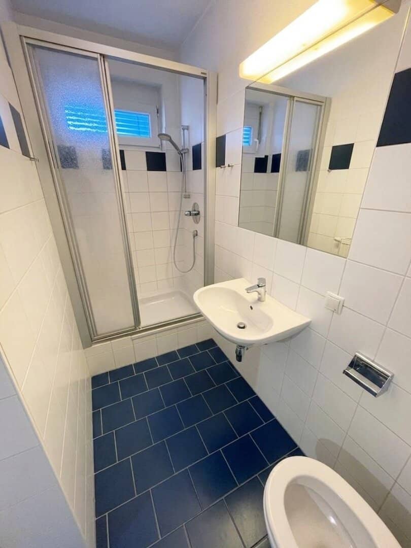 Gemütliche Garconniere mit Balkon gegenüber TU!
